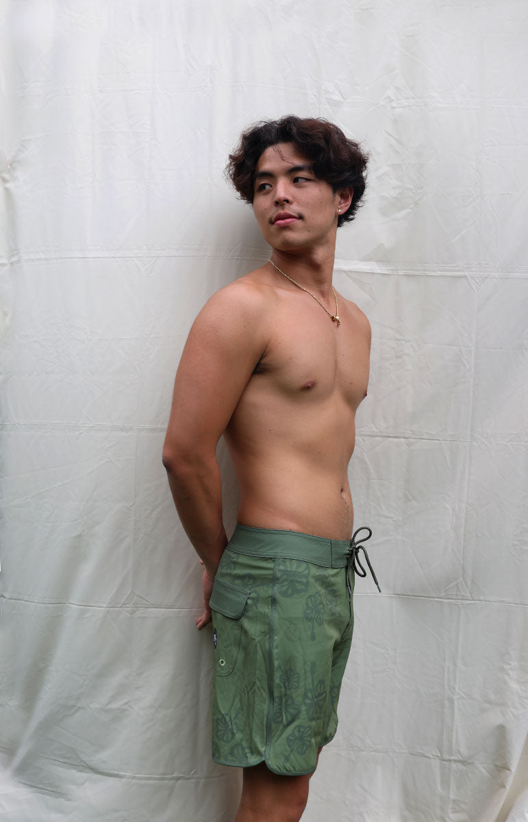 tai swim co austin boardshorts in isthmus dark green vintage hawaiian boardshorts from kailua hawaii dark green floral print swimming shorts