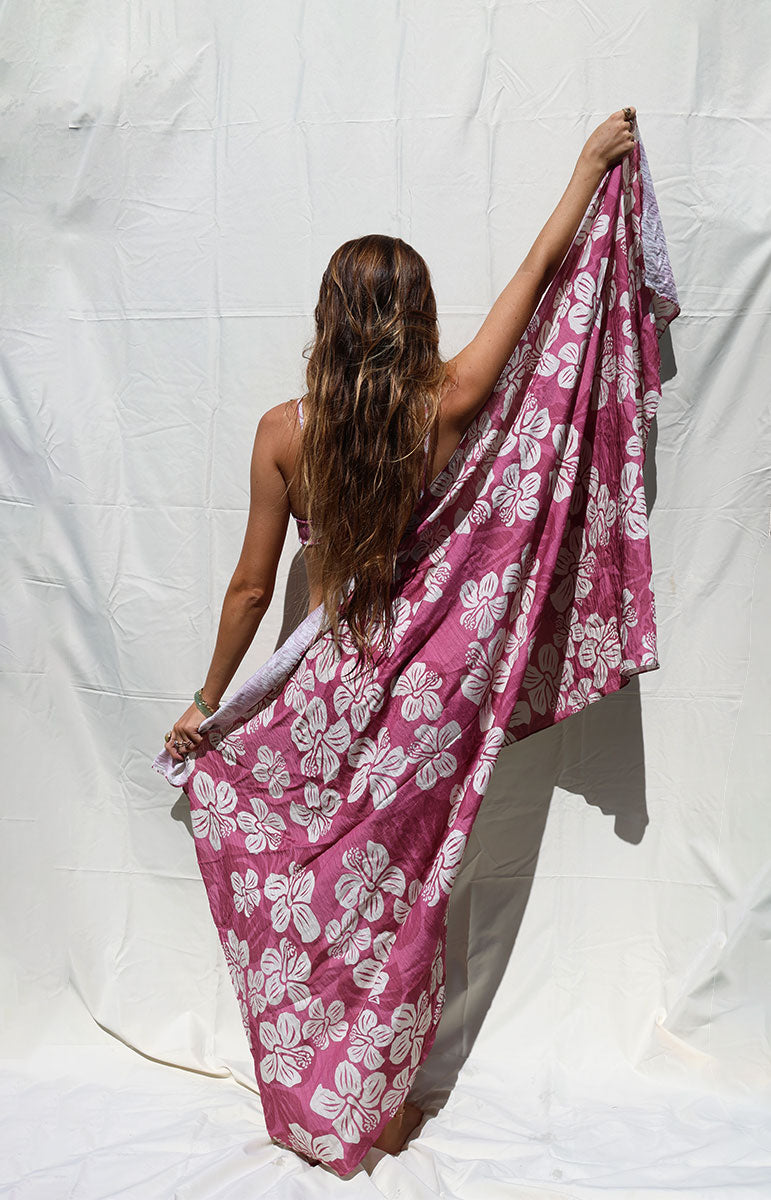 tai swim co coco sarong in hana pink floral vintage hawaii style woodblock printing techniques organic lyocell fabric from oahu silky hawaiian pareo textured pink hawaii bikini