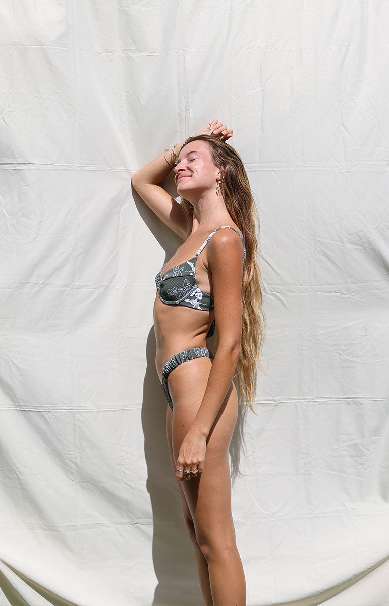 tai swim underwire jade bra swimwear top from oahu hawaii puakenikeni print white ginger floral strappy scoop neck adjustable tie back swim style