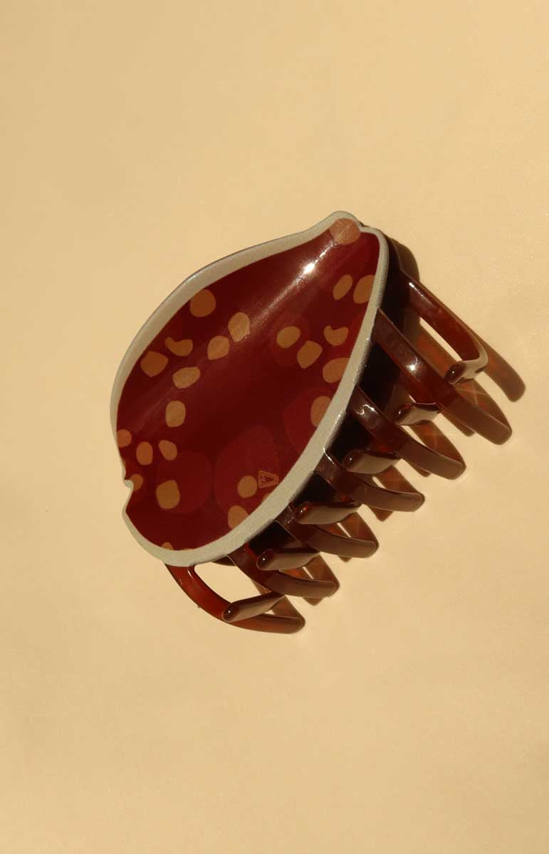 Shell Claw Clip