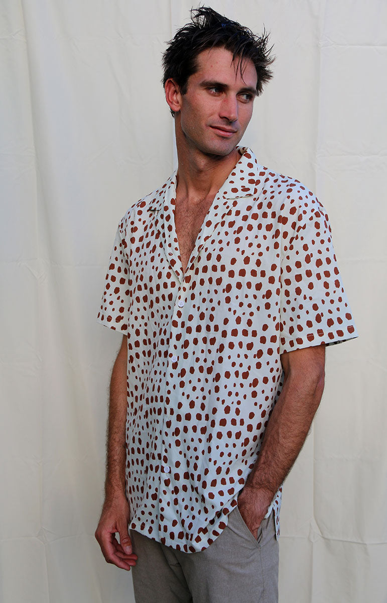 tai swim co braden men's buttondown shirt shell print tan and white aloha shirt